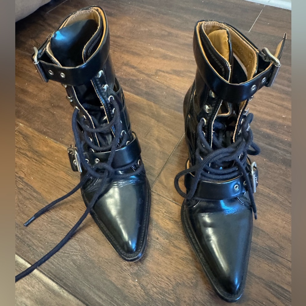 Chloe Rylee Cut Out Booties - Picture 4 of 12